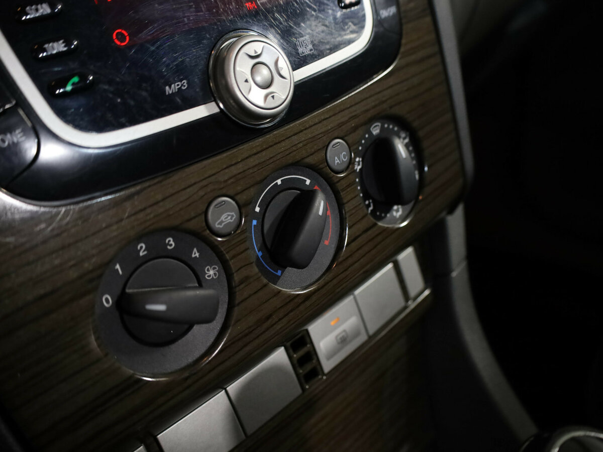 Ford Focus с пробегом — 2009 год. Фото: #11