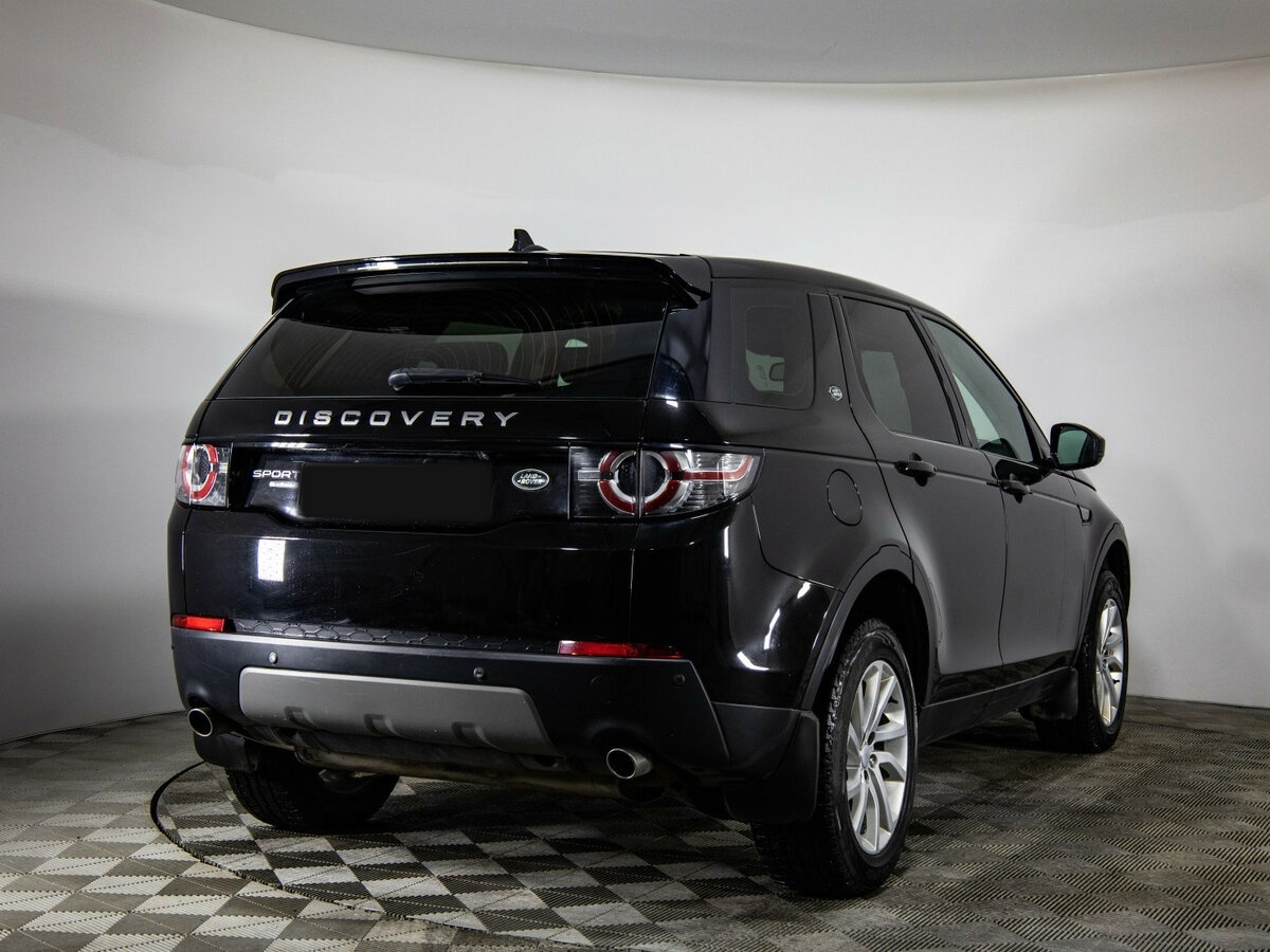 Land Rover Discovery Sport с пробегом — 2016 год. Фото: #4