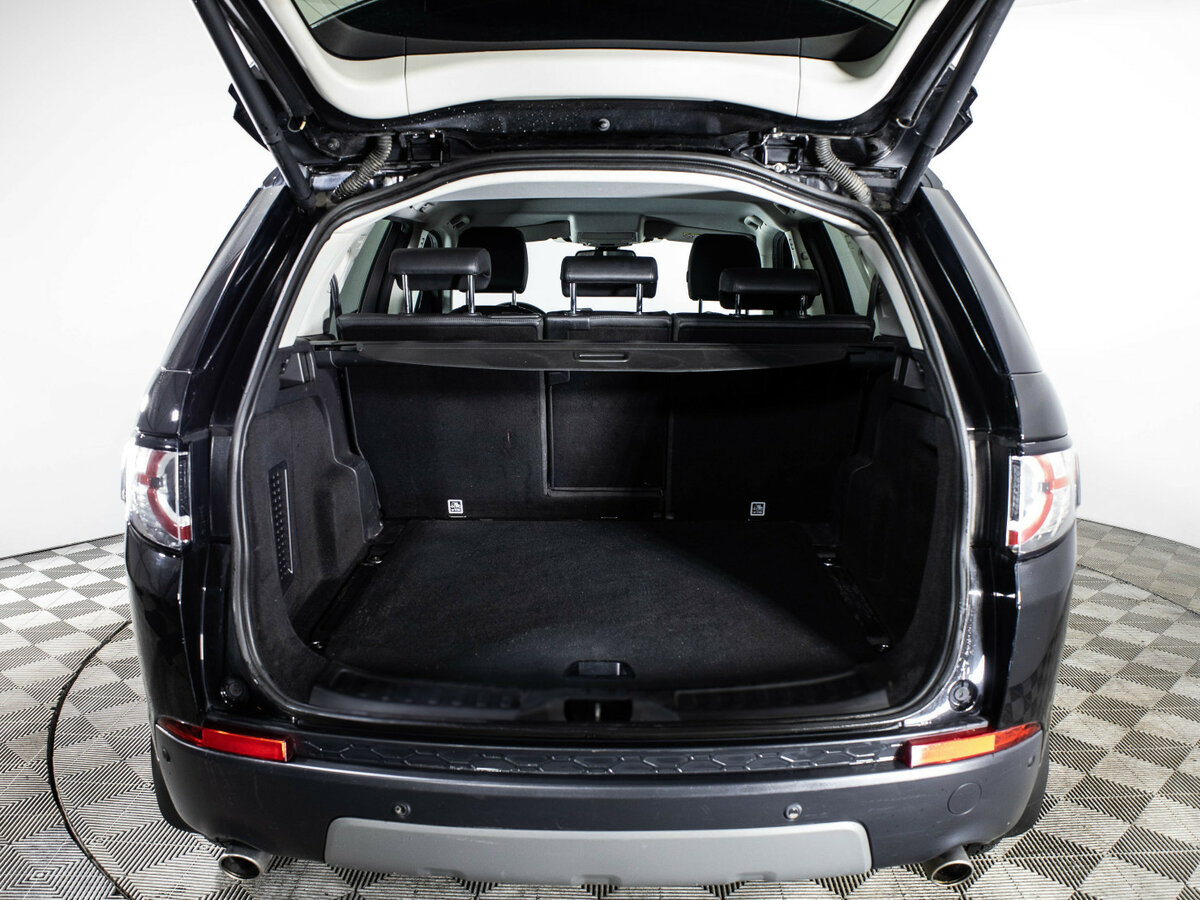 Land Rover Discovery Sport с пробегом — 2016 год. Фото: #9