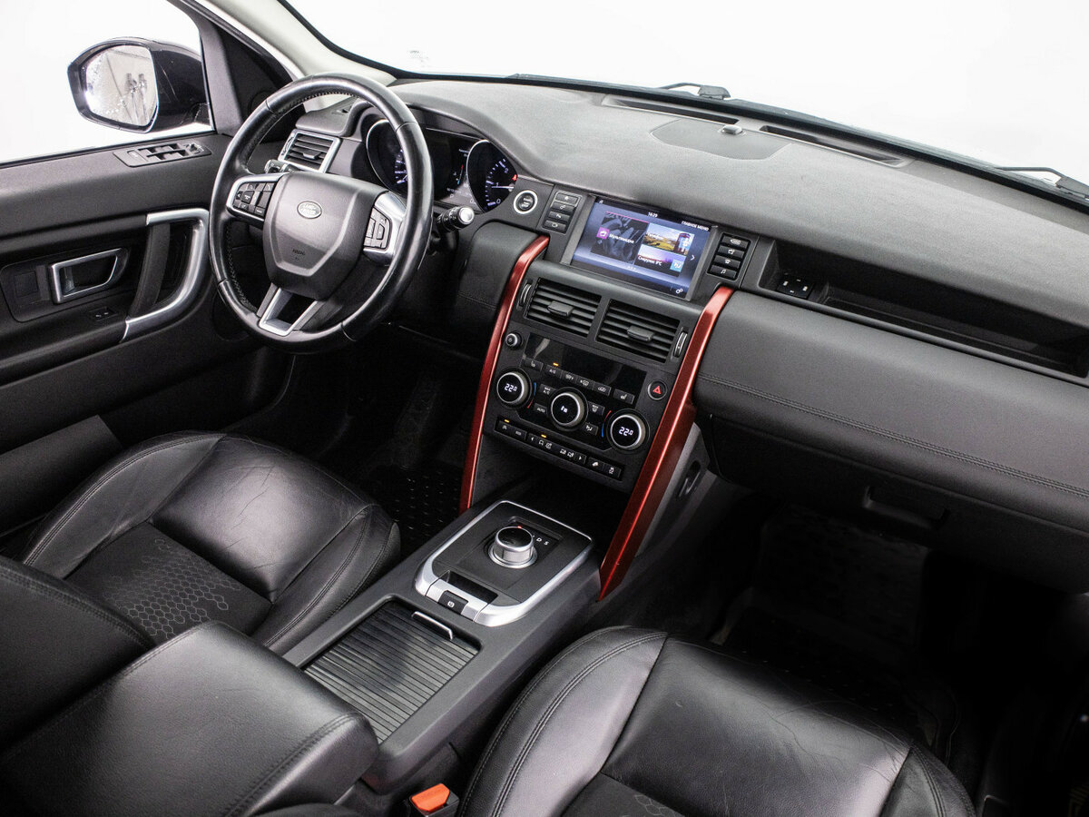 Land Rover Discovery Sport с пробегом — 2016 год. Фото: #15