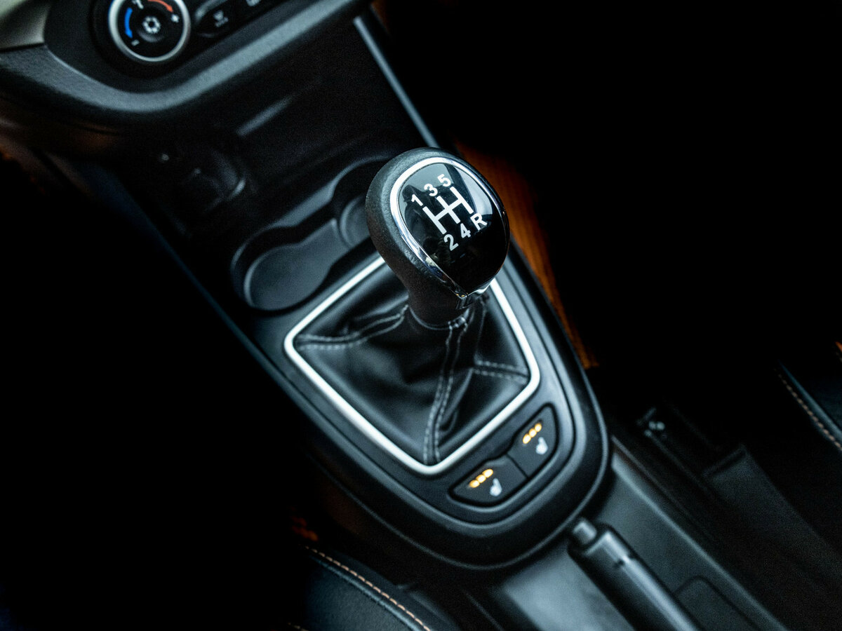 Lada (ВАЗ) Vesta с пробегом — 2019 год. Фото: #17