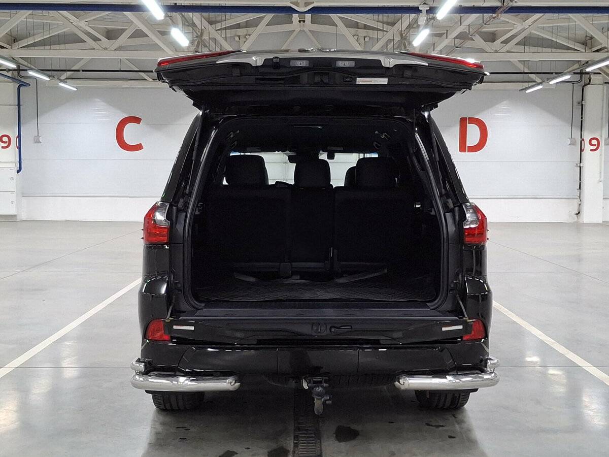 Lexus LX с пробегом — 2020 год. Фото: #8