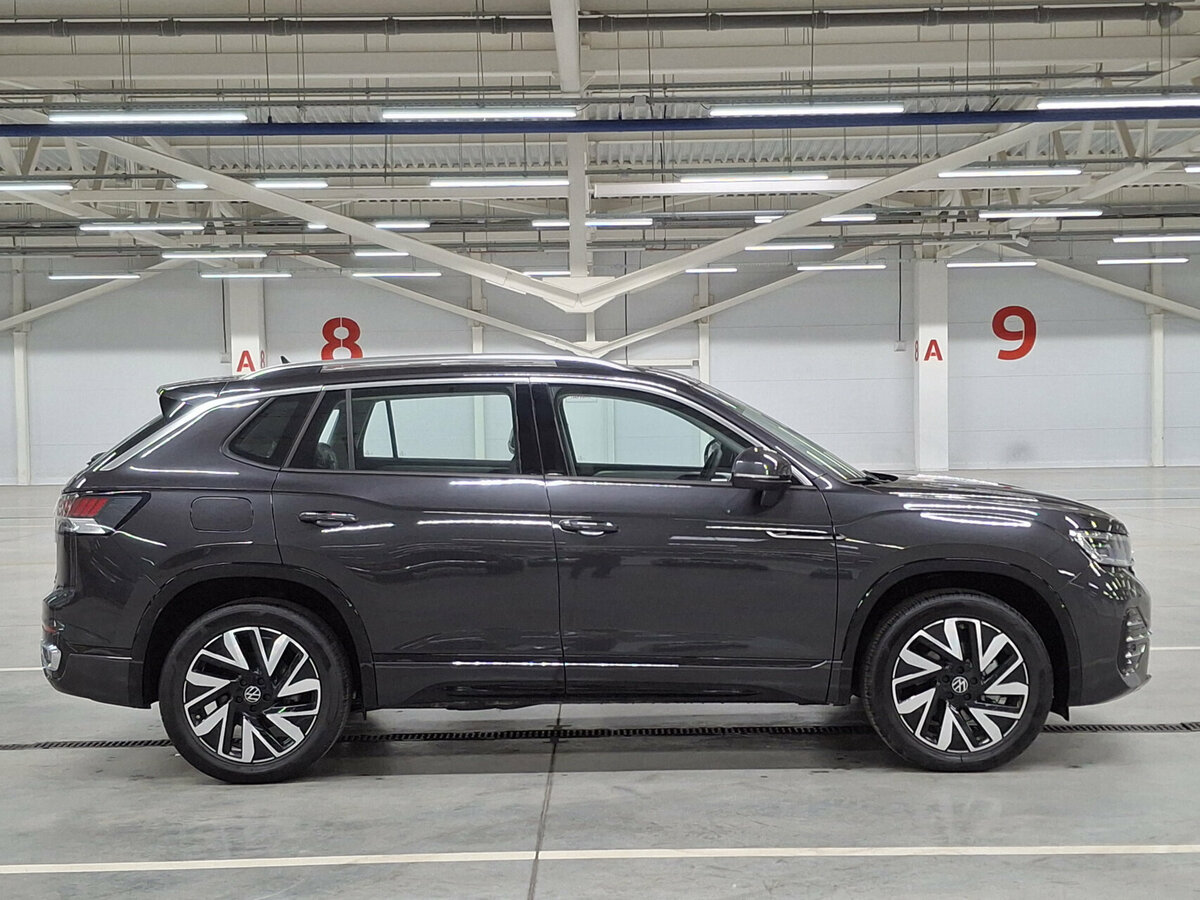 Volkswagen Tayron с пробегом — 2023 год. Фото: #3