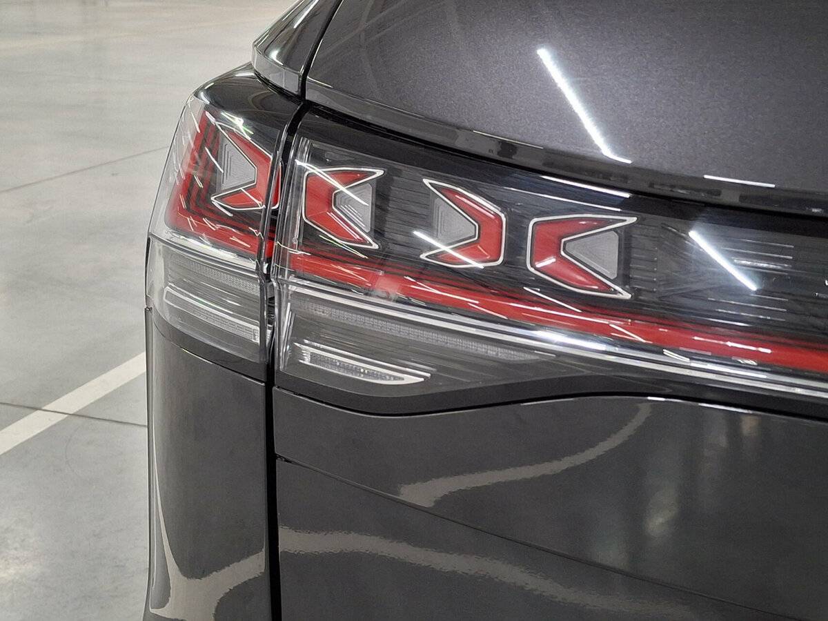 Volkswagen Tayron с пробегом — 2023 год. Фото: #8