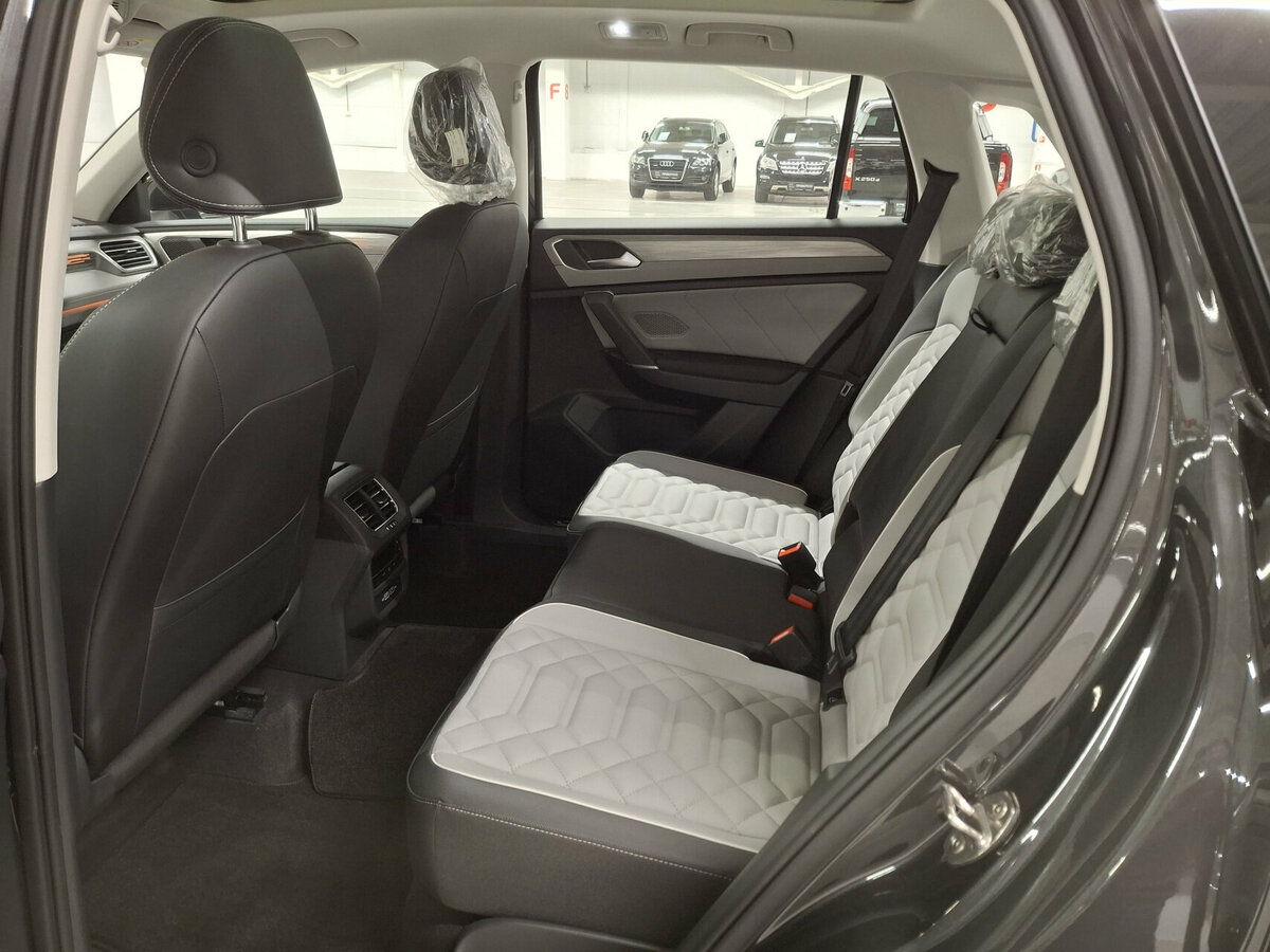 Volkswagen Tayron с пробегом — 2023 год. Фото: #11