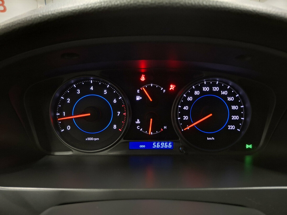 Chevrolet Epica с пробегом — 2010 год. Фото: #12