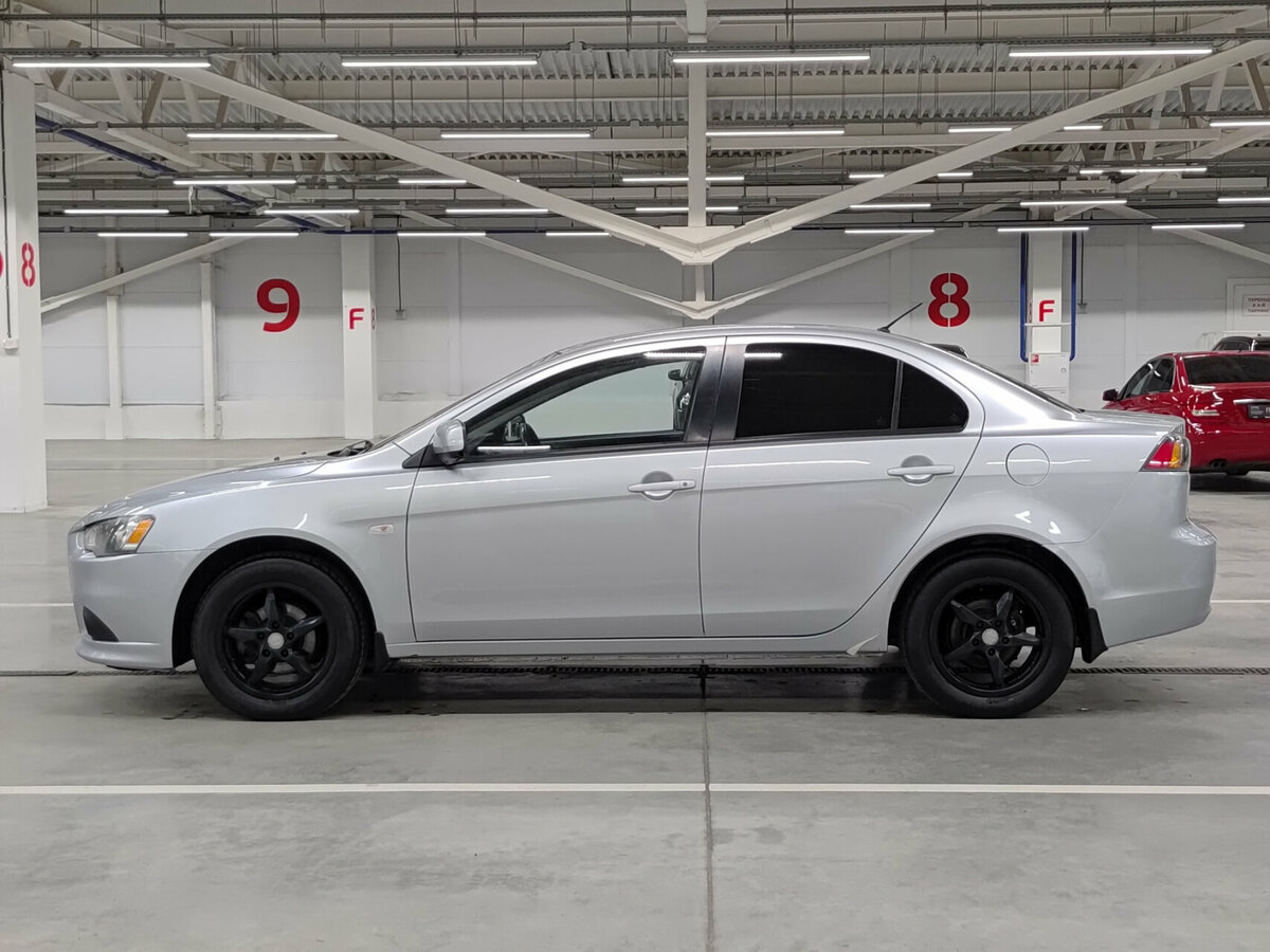 Mitsubishi Lancer с пробегом — 2011 год. Фото: #7