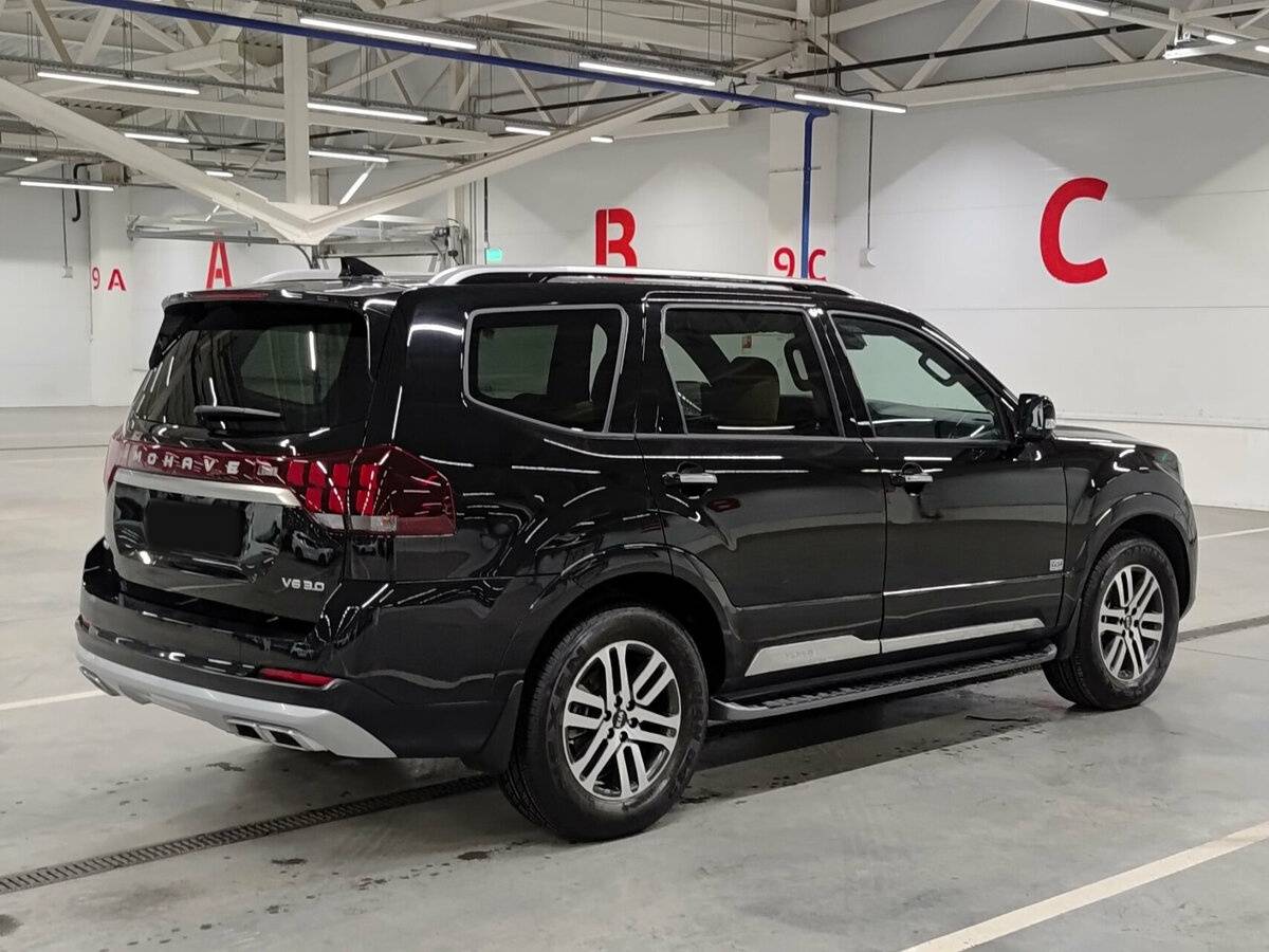 Kia Mohave с пробегом — 2021 год. Фото: #4