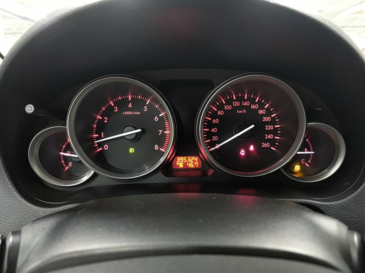 Mazda 6 с пробегом — 2010 год. Фото: #12