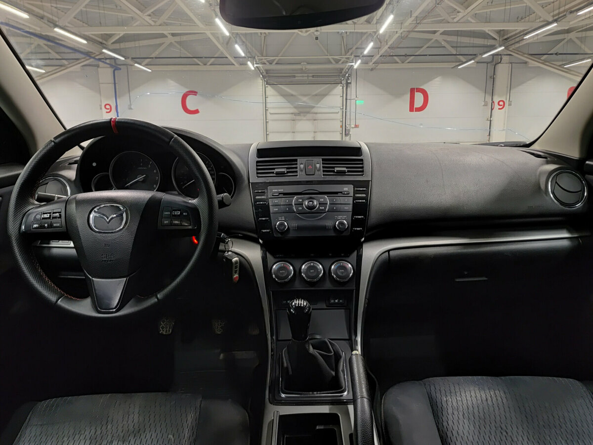 Mazda 6 с пробегом — 2010 год. Фото: #13