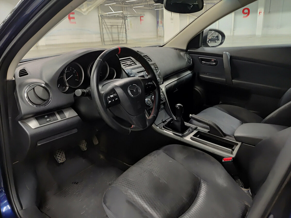 Mazda 6 с пробегом — 2010 год. Фото: #15