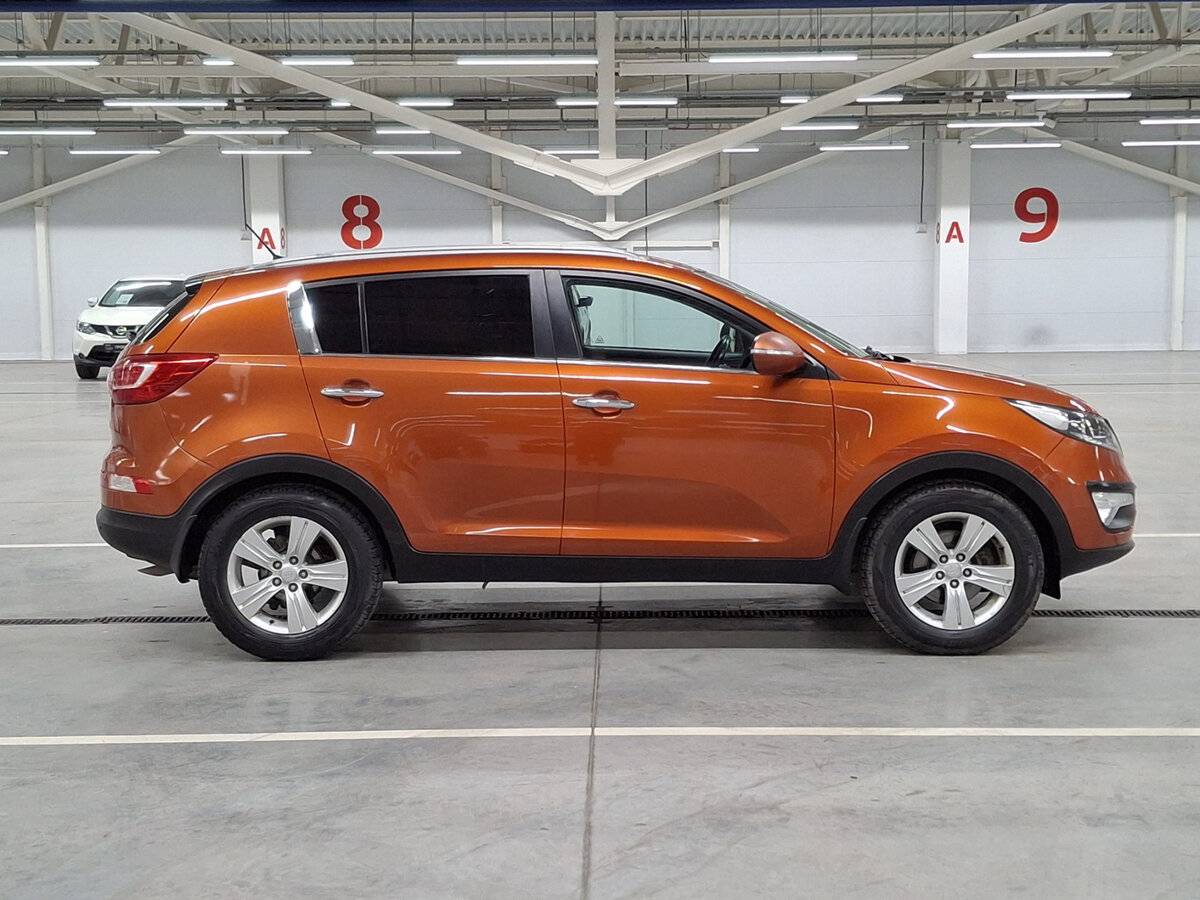 Kia Sportage с пробегом — 2012 год. Фото: #3