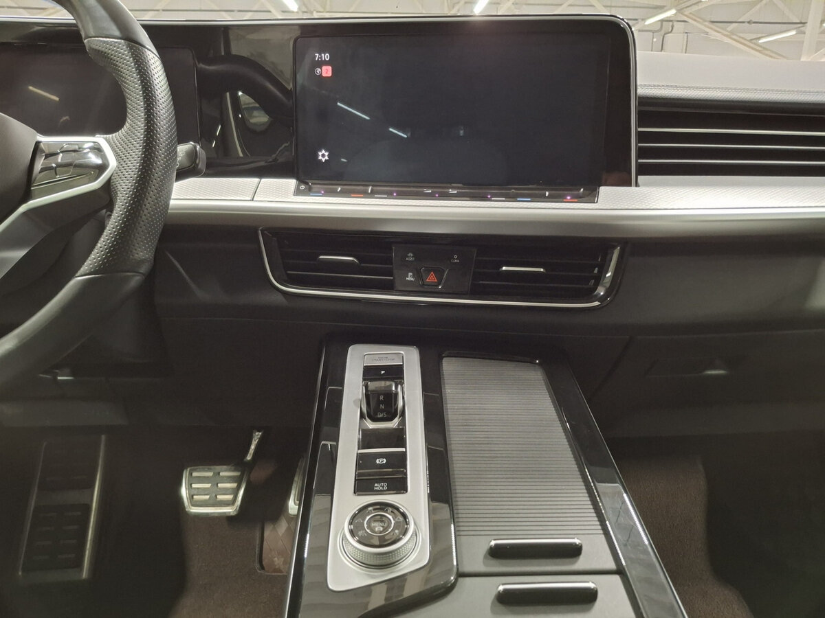 Volkswagen Tavendor с пробегом — 2023 год. Фото: #13