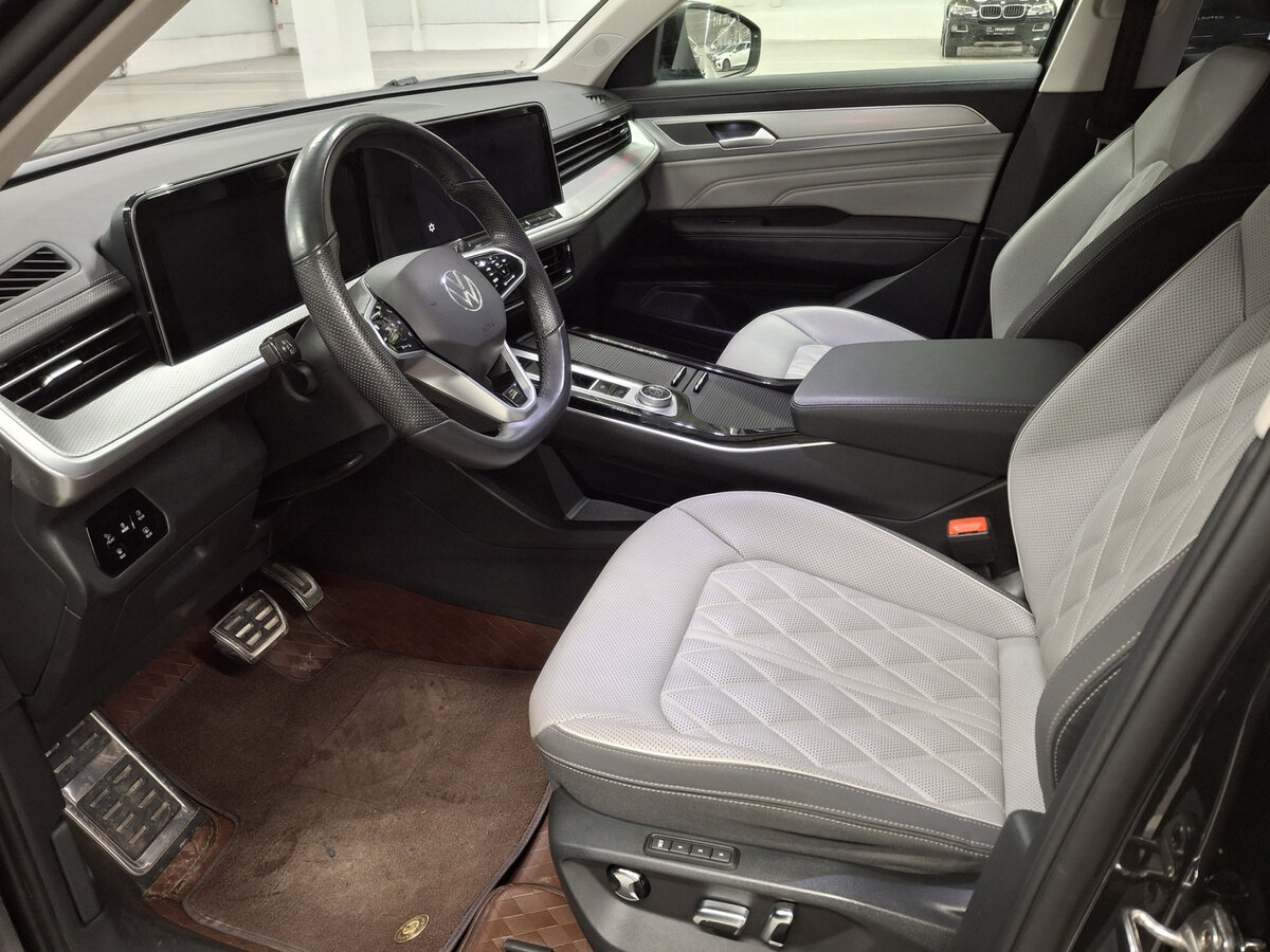 Volkswagen Tavendor с пробегом — 2023 год. Фото: #14