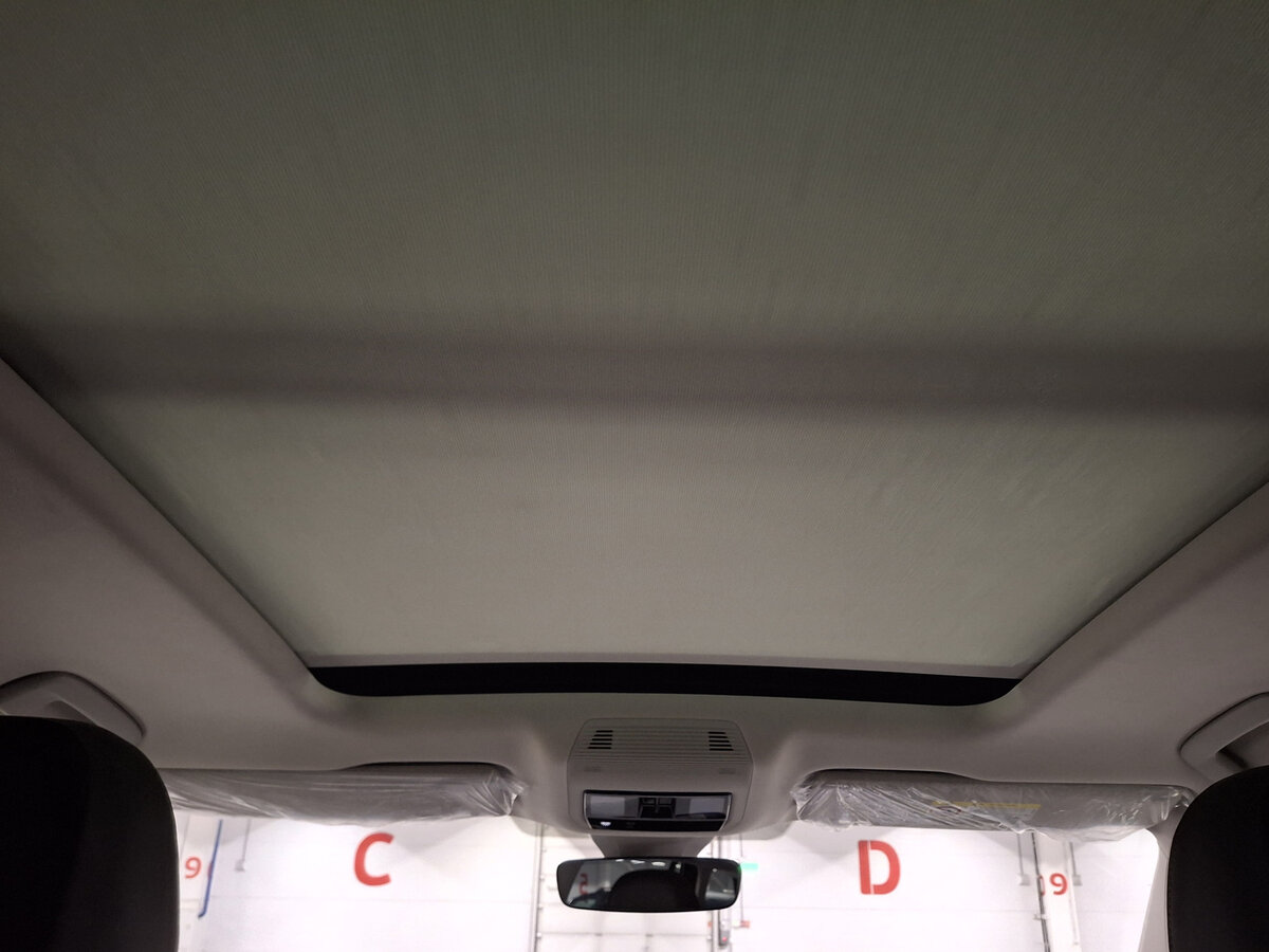 Volkswagen Tavendor с пробегом — 2023 год. Фото: #19