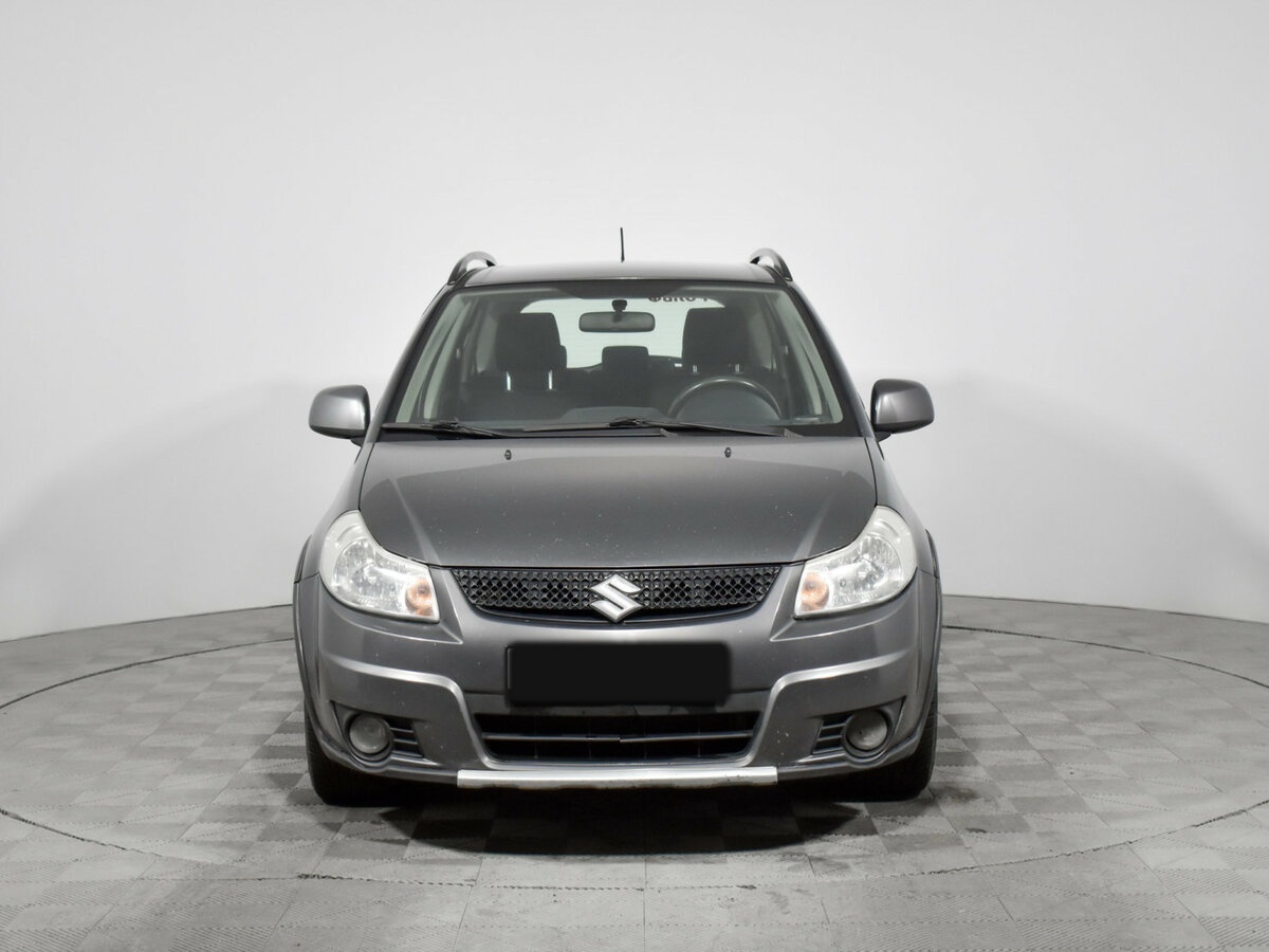 Suzuki SX4 с пробегом — 2010 год. Фото: #1