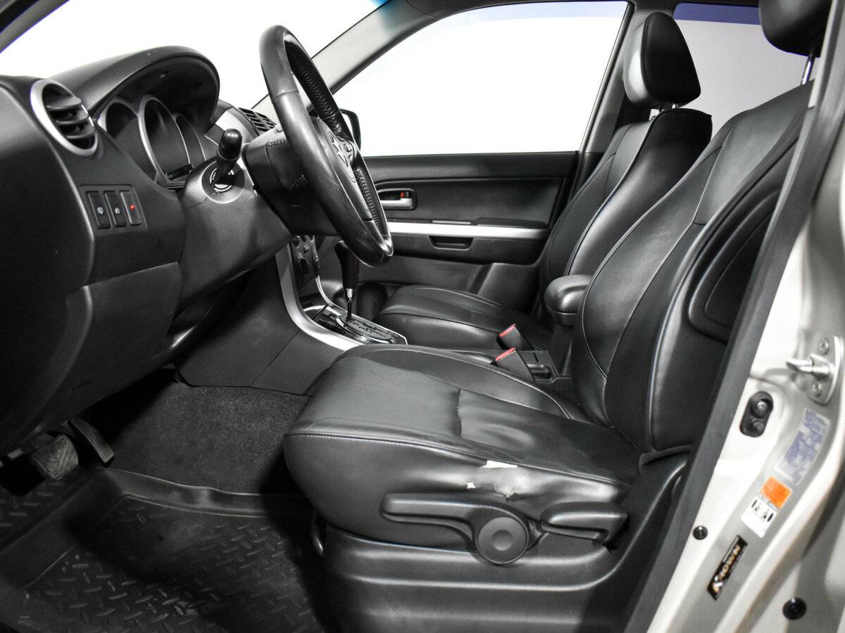 Suzuki Grand Vitara с пробегом — 2008 год. Фото: #8