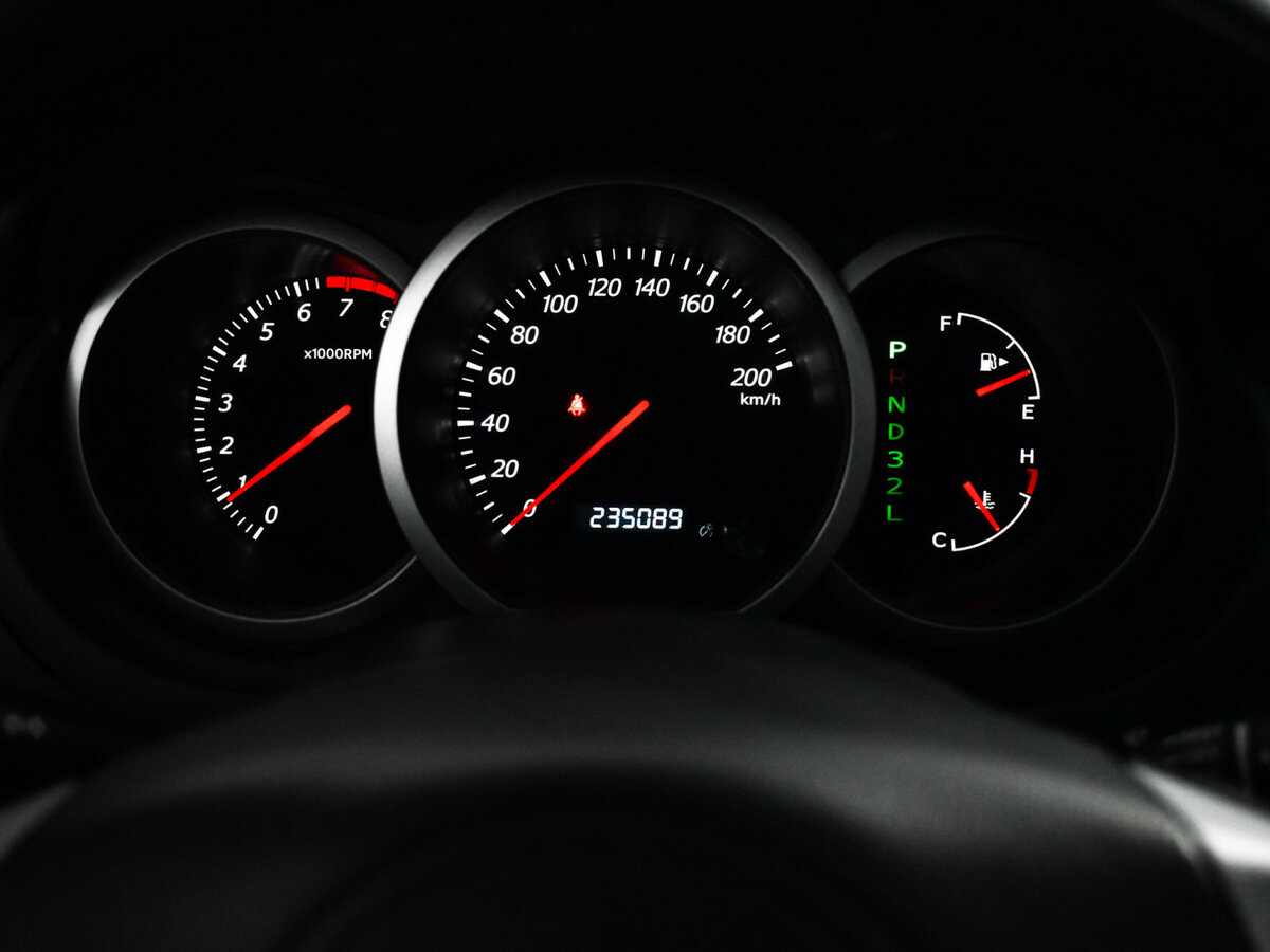 Suzuki Grand Vitara с пробегом — 2008 год. Фото: #14