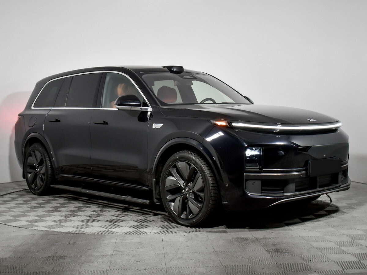 Li Auto (Lixiang) L9 с пробегом — 2023 год. Фото: #2