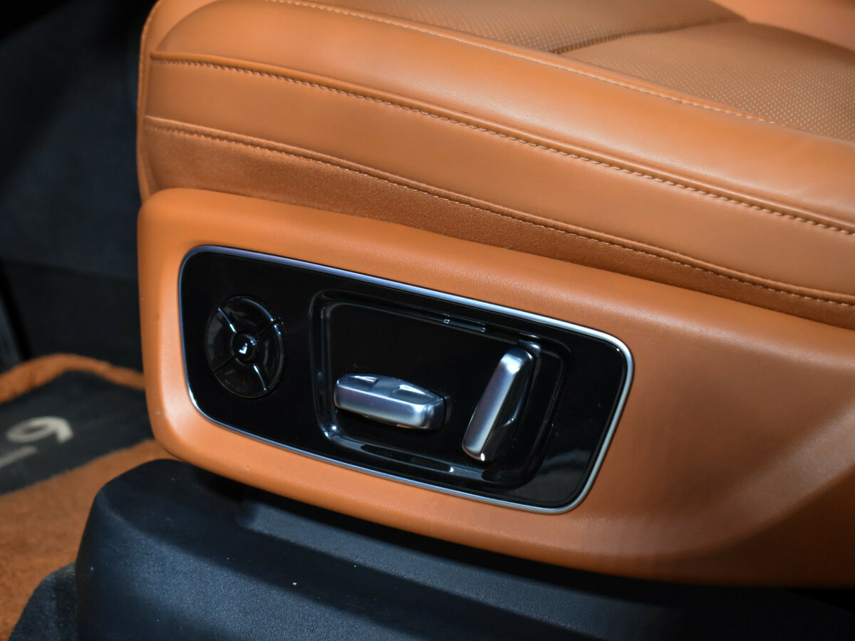 Li Auto (Lixiang) L9 с пробегом — 2023 год. Фото: #7