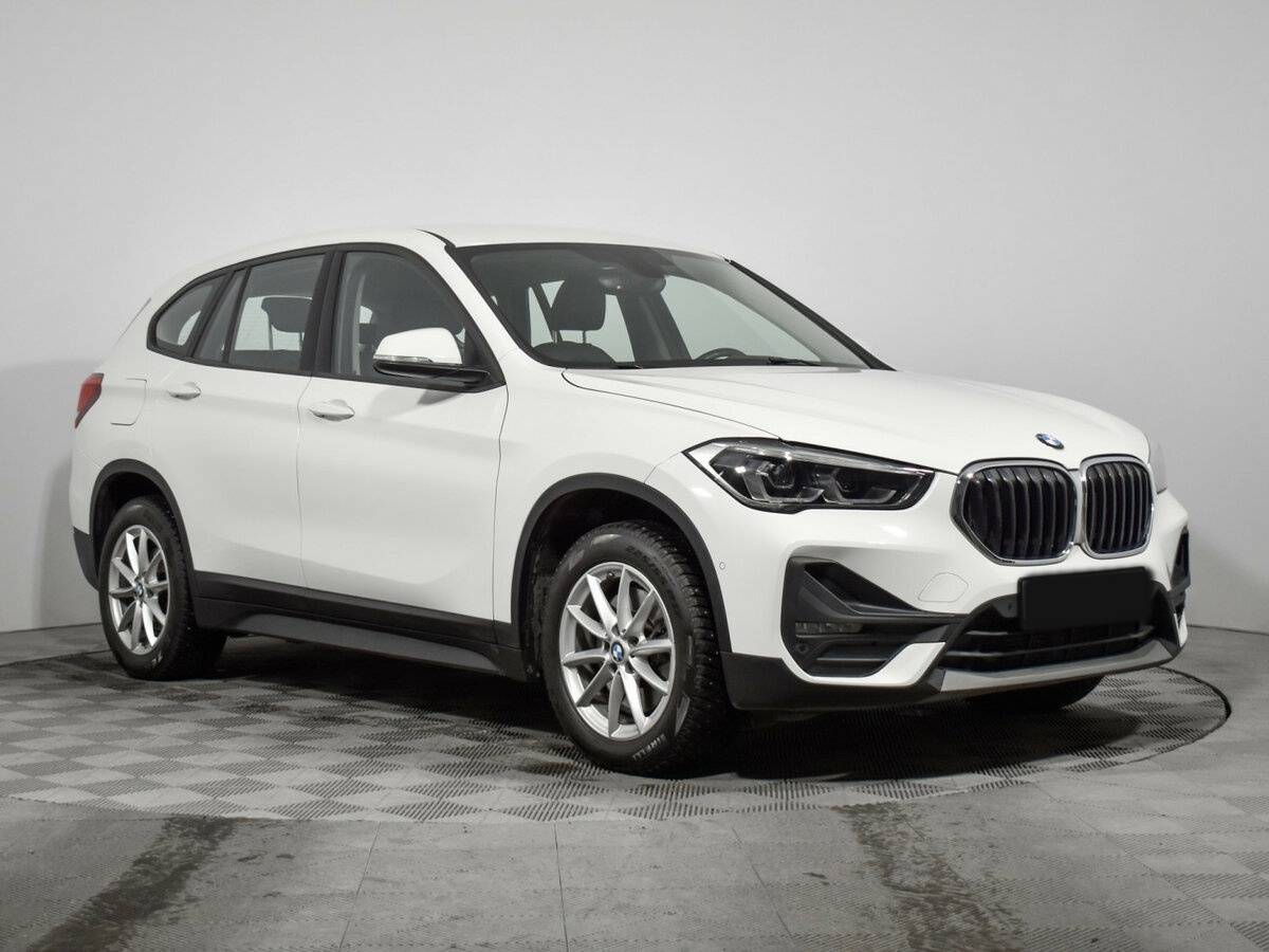 BMW X1 с пробегом — 2021 год. Фото: #2