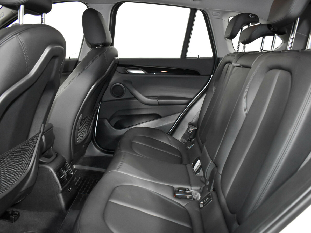 BMW X1 с пробегом — 2021 год. Фото: #9