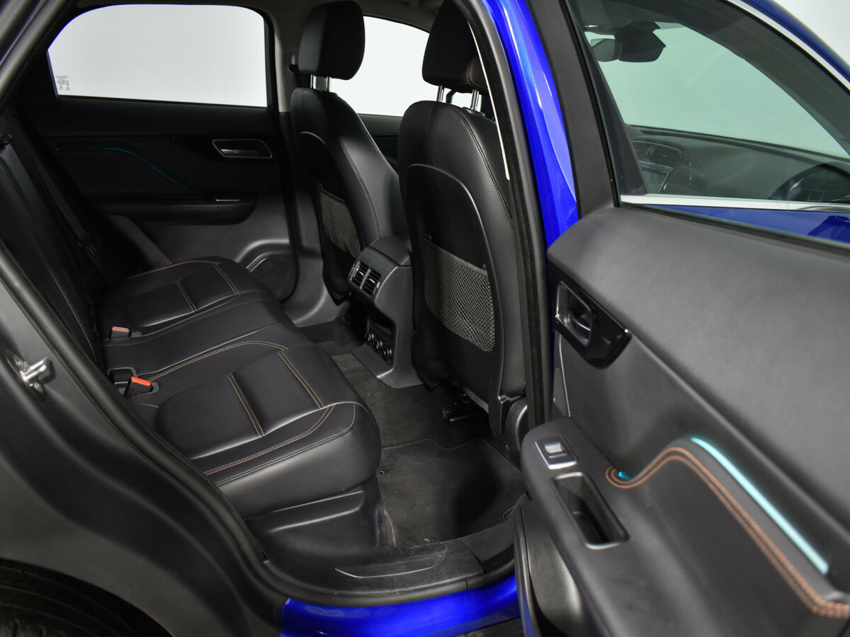 Jaguar F-Pace с пробегом — 2018 год. Фото: #10