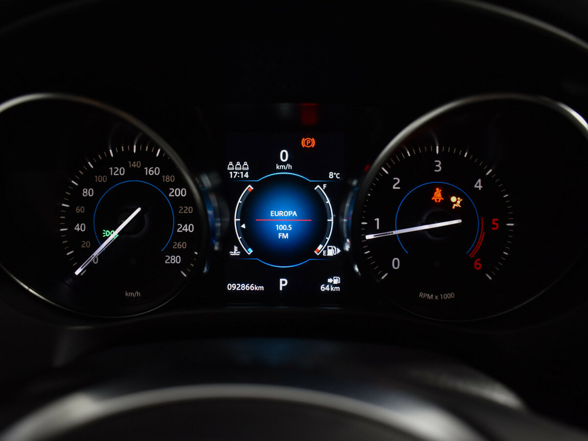 Jaguar F-Pace с пробегом — 2018 год. Фото: #19