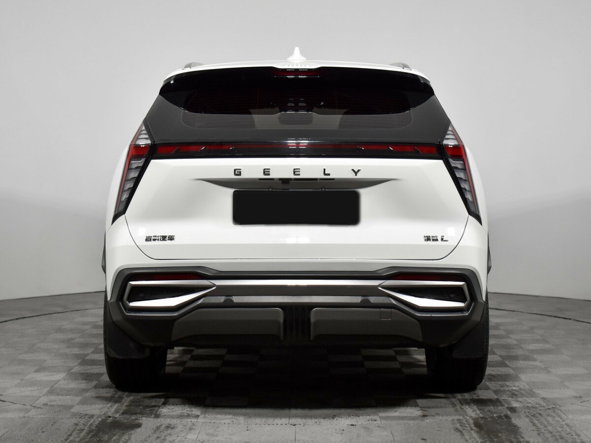 Geely Boyue с пробегом — 2024 год. Фото: #4