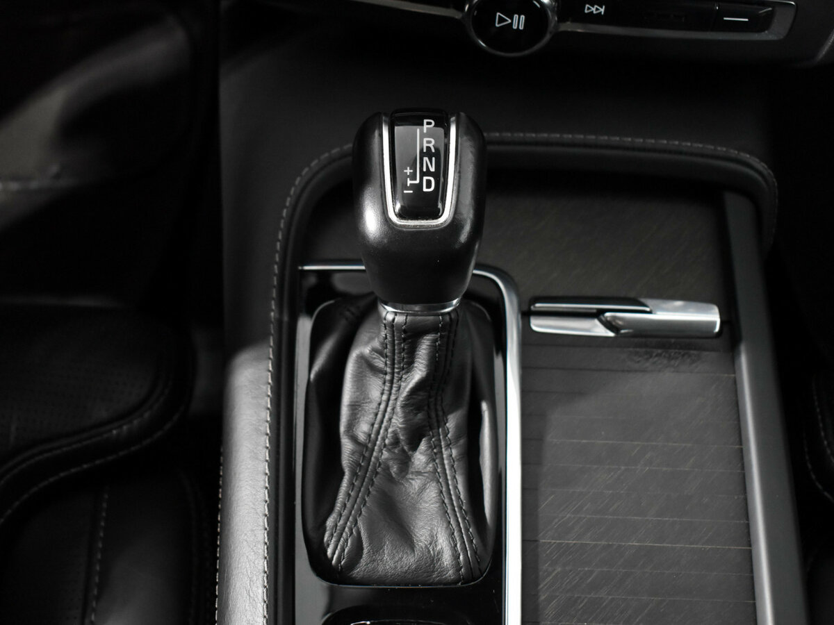 Volvo V90 Cross Country с пробегом — 2019 год. Фото: #11