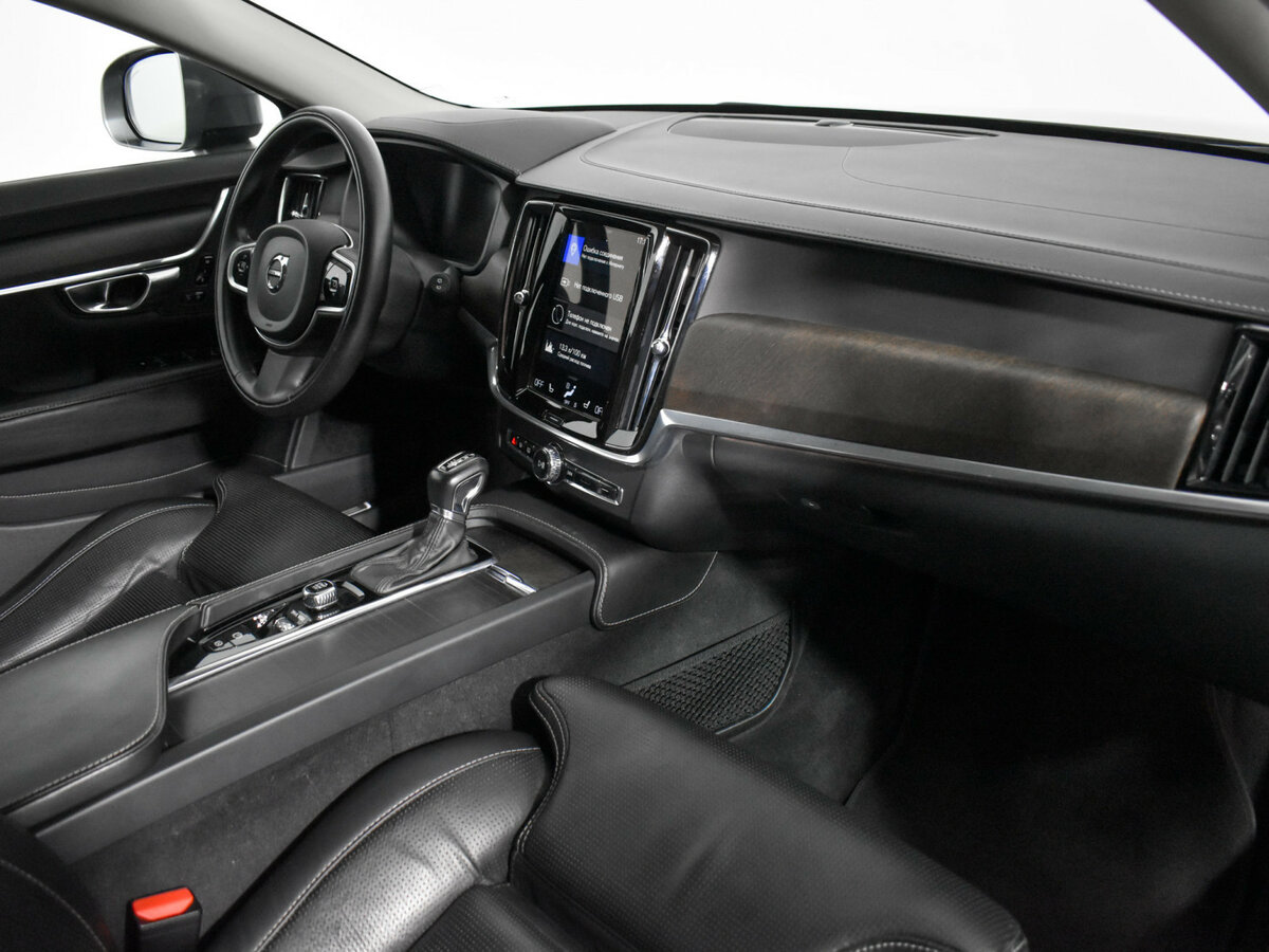 Volvo V90 Cross Country с пробегом — 2019 год. Фото: #14