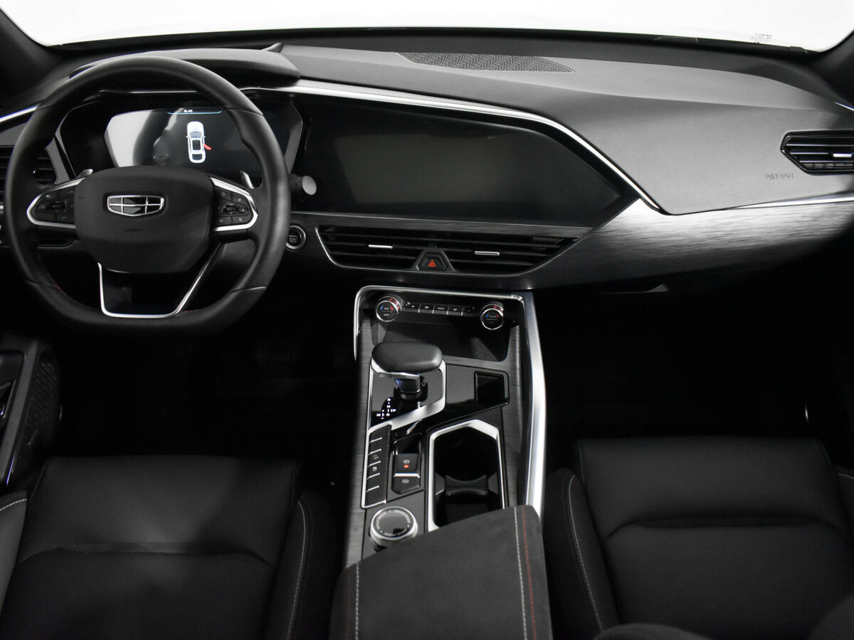 Geely Tugella с пробегом — 2023 год. Фото: #10