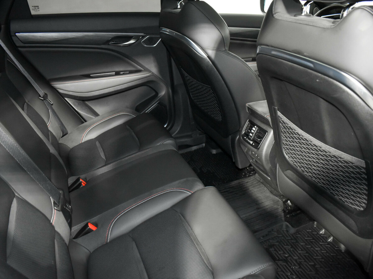 Geely Tugella с пробегом — 2023 год. Фото: #12