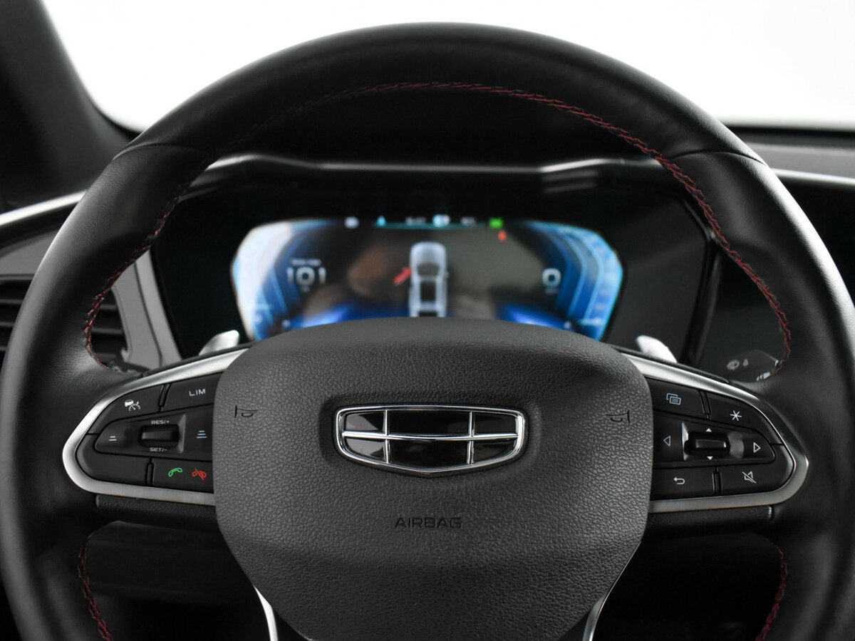 Geely Tugella с пробегом — 2023 год. Фото: #18