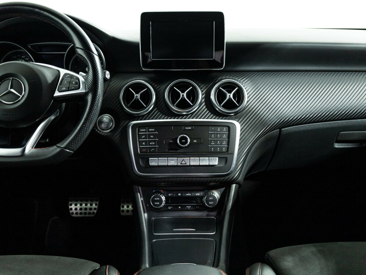 Mercedes-Benz A-Класс с пробегом — 2016 год. Фото: #13