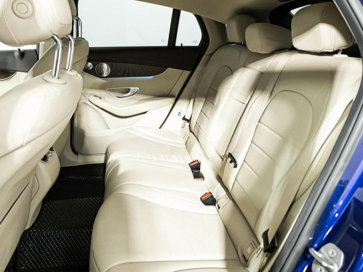 Mercedes-Benz GLC Coupe с пробегом — 2017 год. Фото: #9