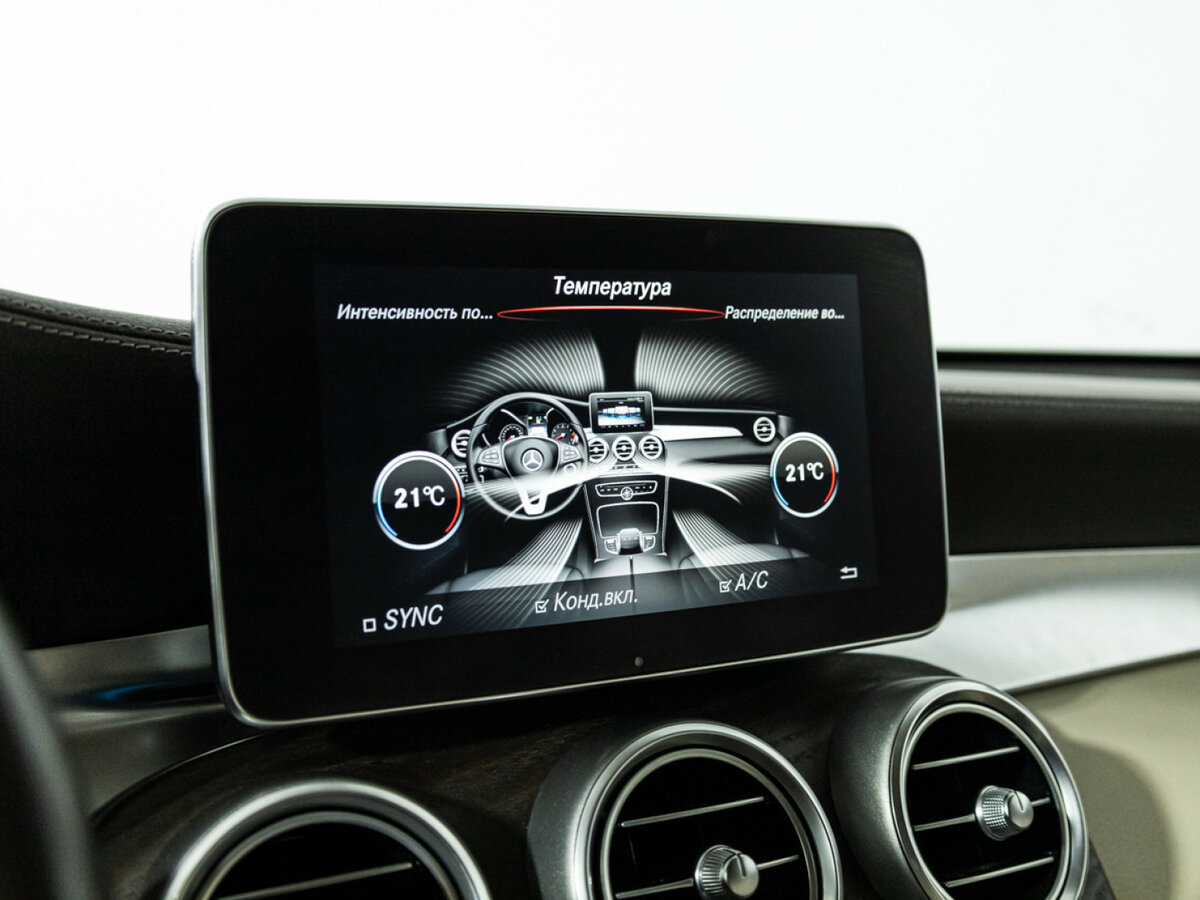 Mercedes-Benz GLC Coupe с пробегом — 2017 год. Фото: #17