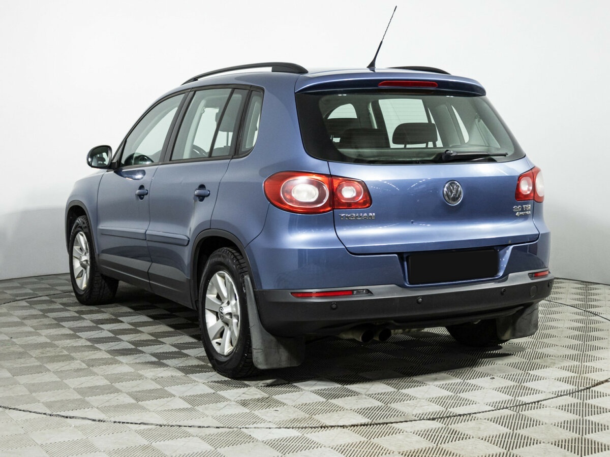 Volkswagen Tiguan с пробегом — 2011 год. Фото: #6
