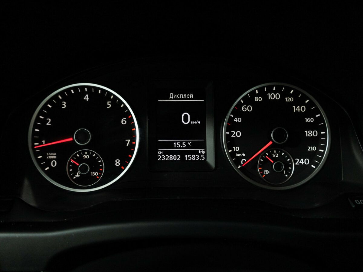 Volkswagen Tiguan с пробегом — 2011 год. Фото: #11