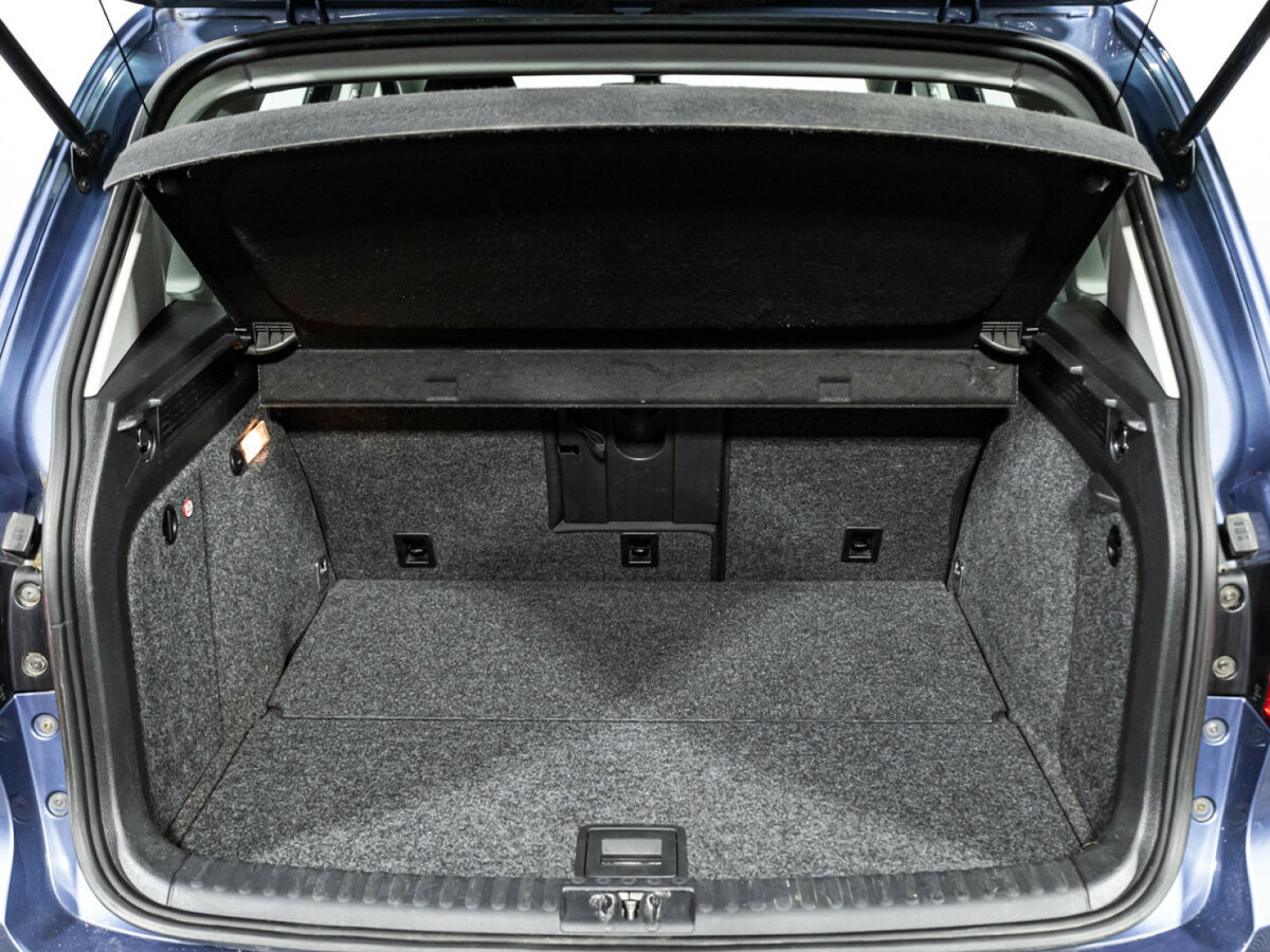 Volkswagen Tiguan с пробегом — 2011 год. Фото: #16