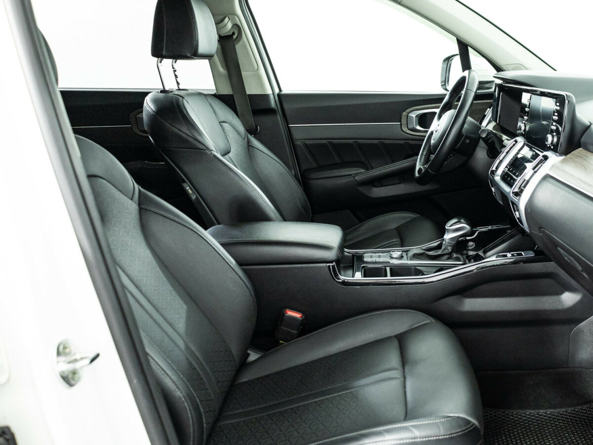 Kia Sorento с пробегом — 2020 год. Фото: #13