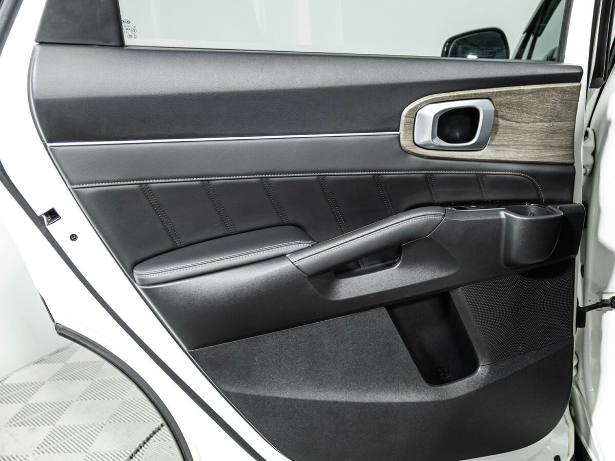 Kia Sorento с пробегом — 2020 год. Фото: #24