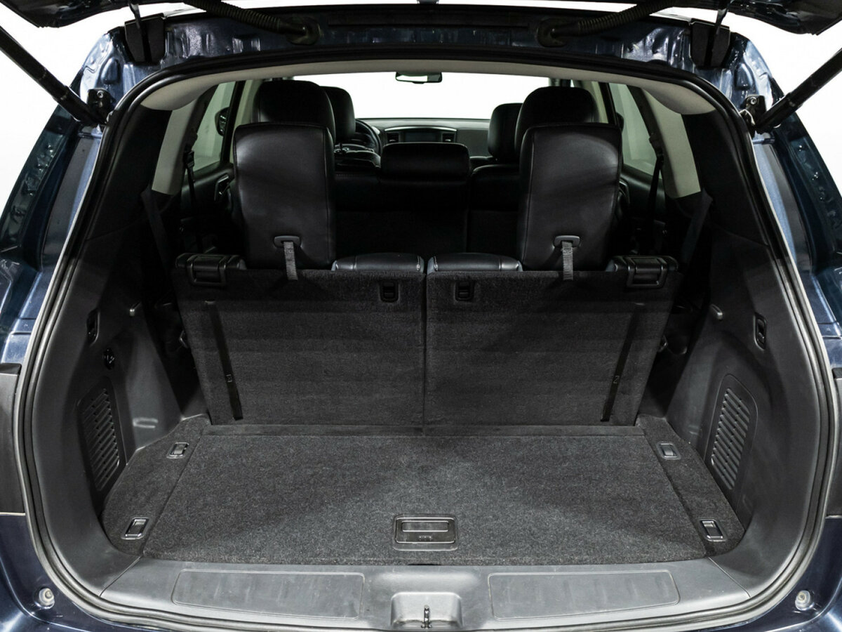 Nissan Pathfinder с пробегом — 2015 год. Фото: #23