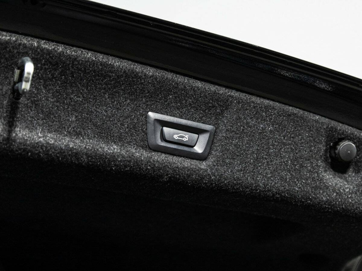 BMW 3 серии с пробегом — 2021 год. Фото: #20