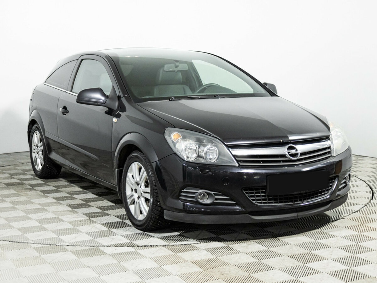 Opel Astra с пробегом — 2010 год. Фото: #2