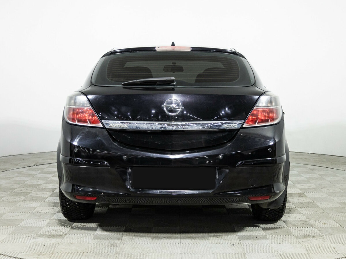 Opel Astra с пробегом — 2010 год. Фото: #5