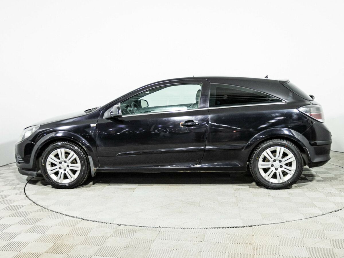 Opel Astra с пробегом — 2010 год. Фото: #7