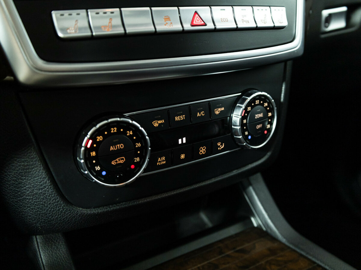 Mercedes-Benz GL-Класс с пробегом — 2013 год. Фото: #19