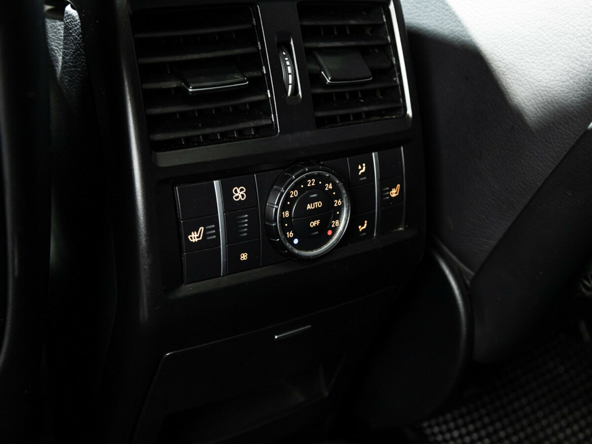 Mercedes-Benz GL-Класс с пробегом — 2013 год. Фото: #22