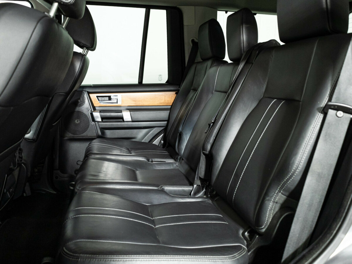 Land Rover Discovery с пробегом — 2013 год. Фото: #9